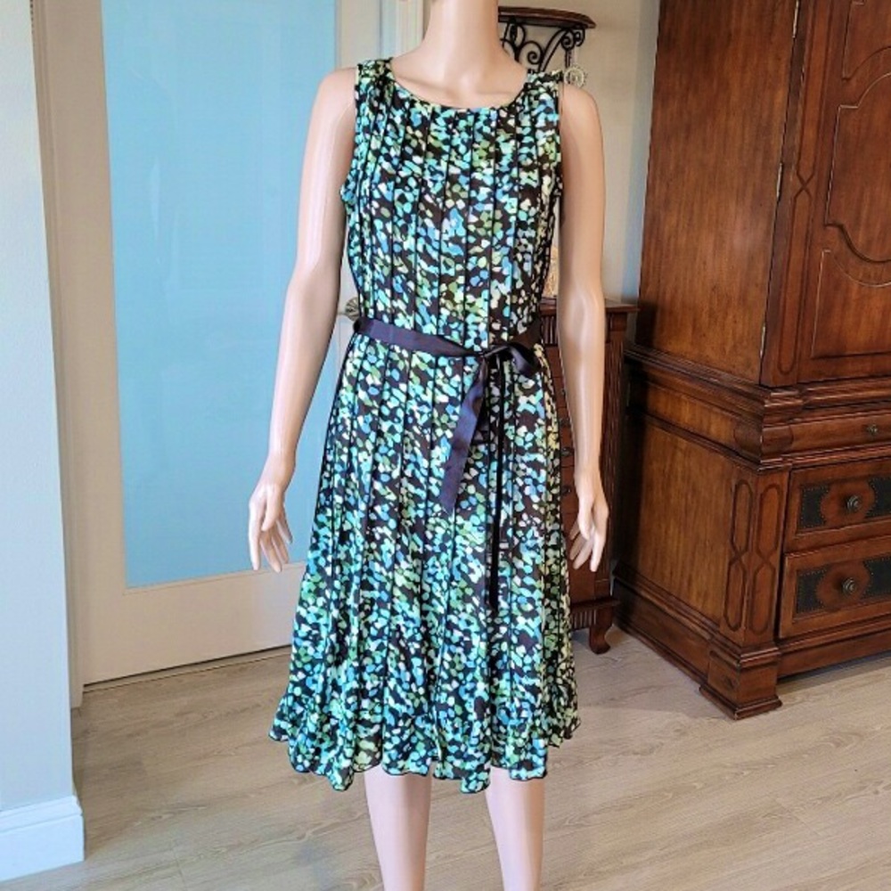 Cute flowing Printed dress